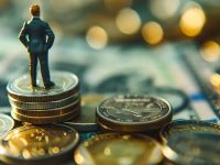 俄罗斯，降息50个基点！